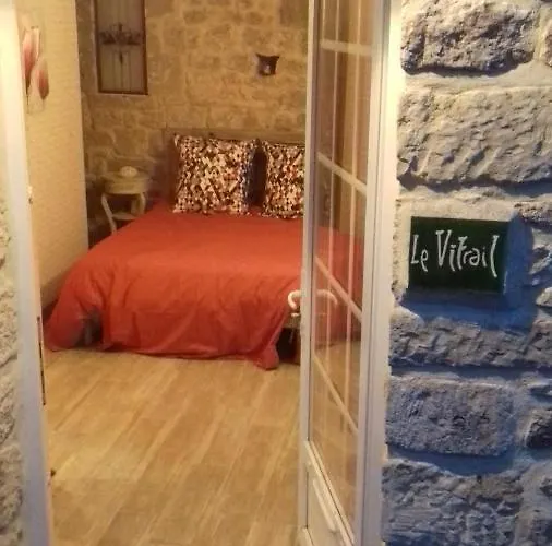 Bed and Breakfast Le Vitrail Equipee Sans Service Repas 1073 Rue Des Carrieres 50700 Bocage 3*